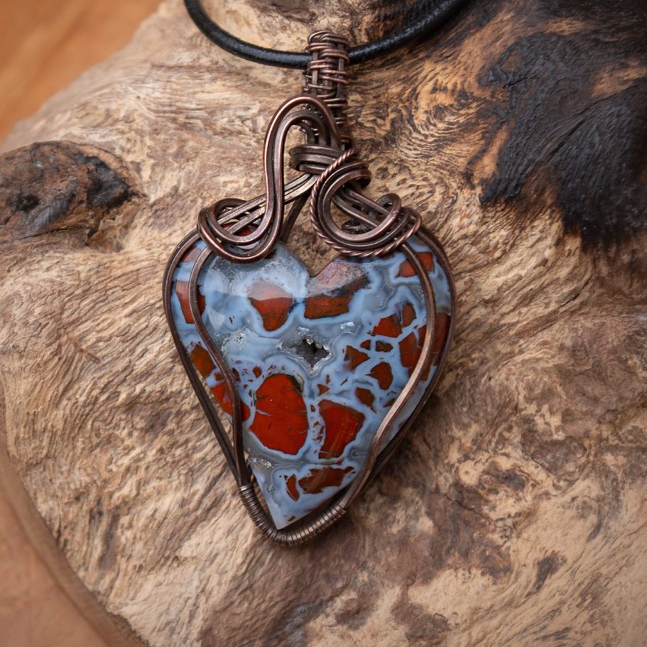 Bumblebee-Jaspis-Anhänger Drahtschmuck Bumblebee-Jaspis-Anhänger Drahtschmuck